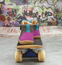 Lade das Bild in den Galerie-Viewer, Spirit